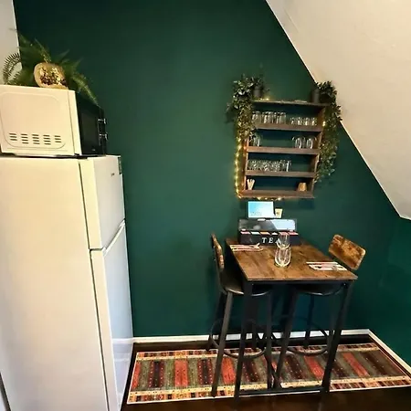 - Luxus-oase - Massagesessel, Wasserblick & Sky Tv Uelzen